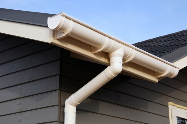 Professional Roof Gutter Replacement